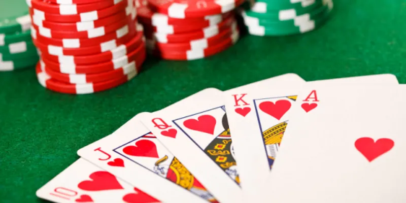 Các quy tắc và hình thức bài trong tiến lên